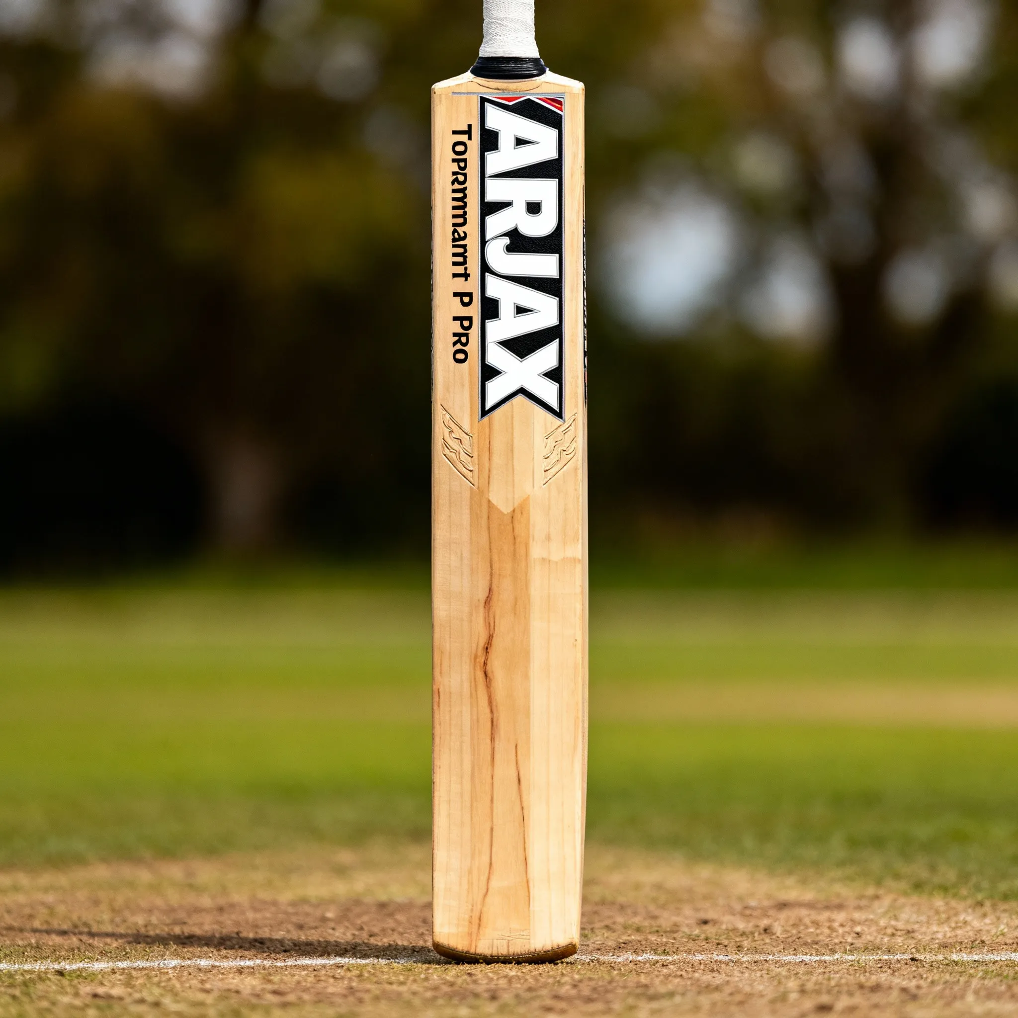 Tournament Pro Bat Front